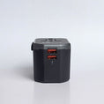 Gallery viewerに画像を読み込む, Bottom view of the World Travel Adapter
