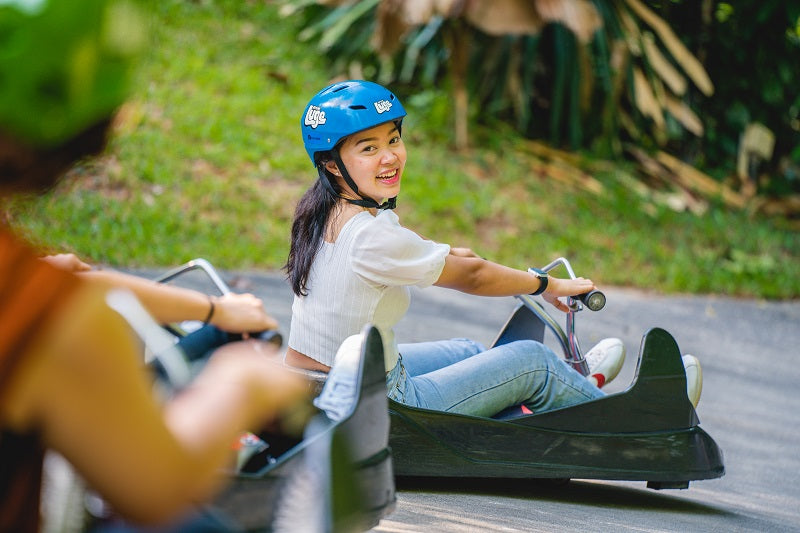 Skyline Luge Singapore 新加坡斜坡滑车与空中吊椅