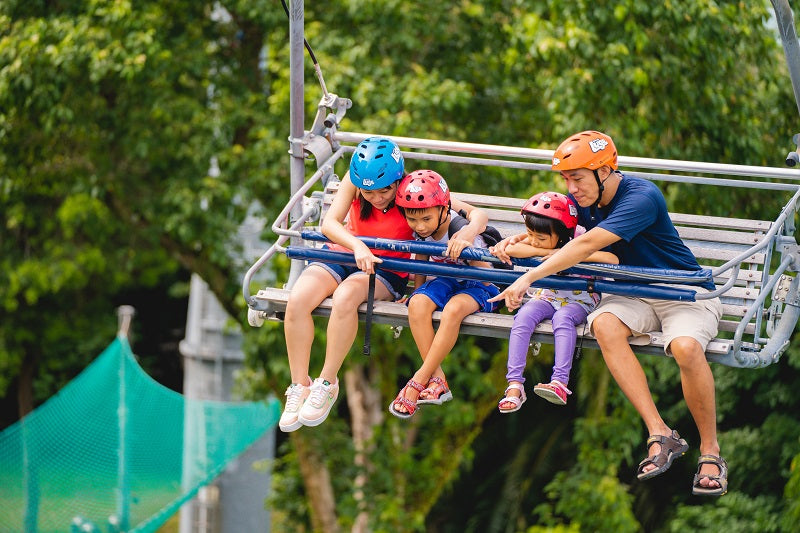 Skyline Luge Singapore 新加坡斜坡滑车与空中吊椅