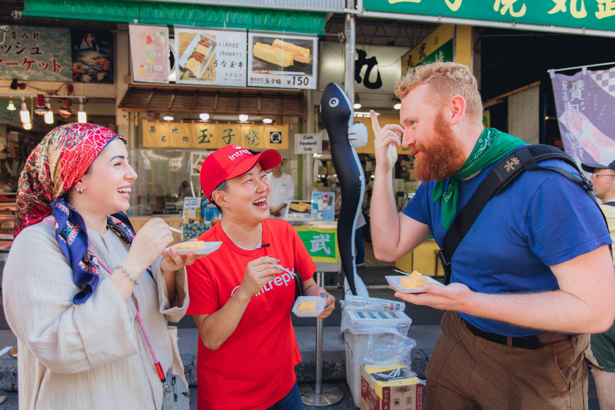 Tsukiji Market Food Tour in Tokyo: Sushi, Street Snacks and Wagashi (English Guide)
